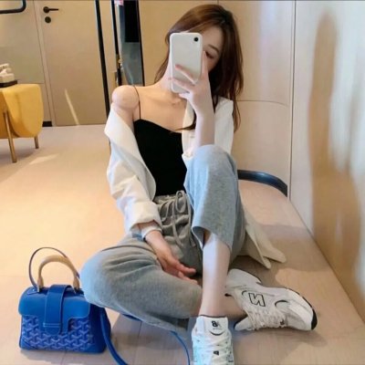 叽哩咕与女巫